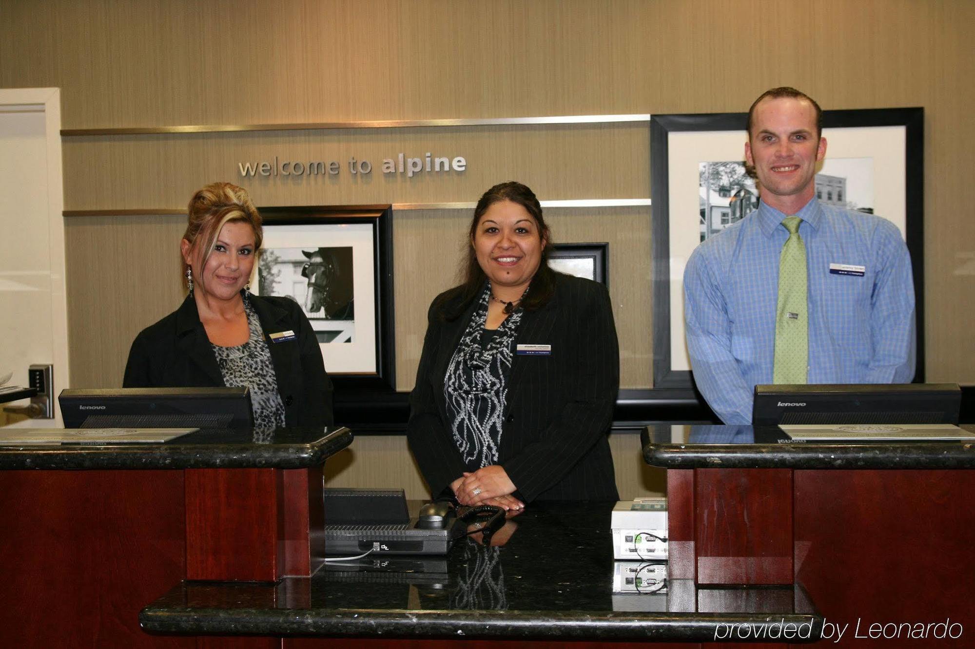 Hampton Inn Alpine Inreriör bild